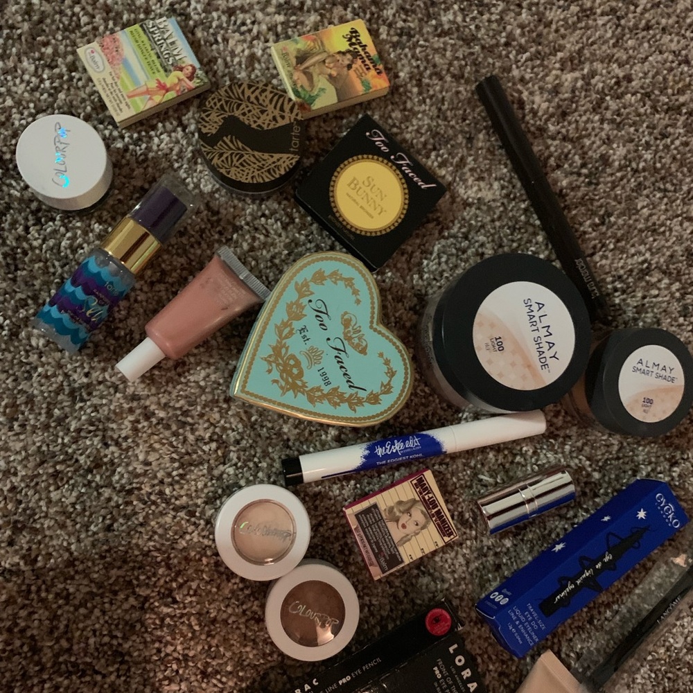 Makeup lot